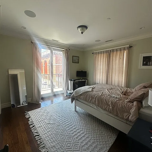 3 M St #5 — Photo 16
