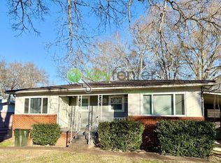 221 Robert E Lee St #A, Fort Oglethorpe, GA 30742
