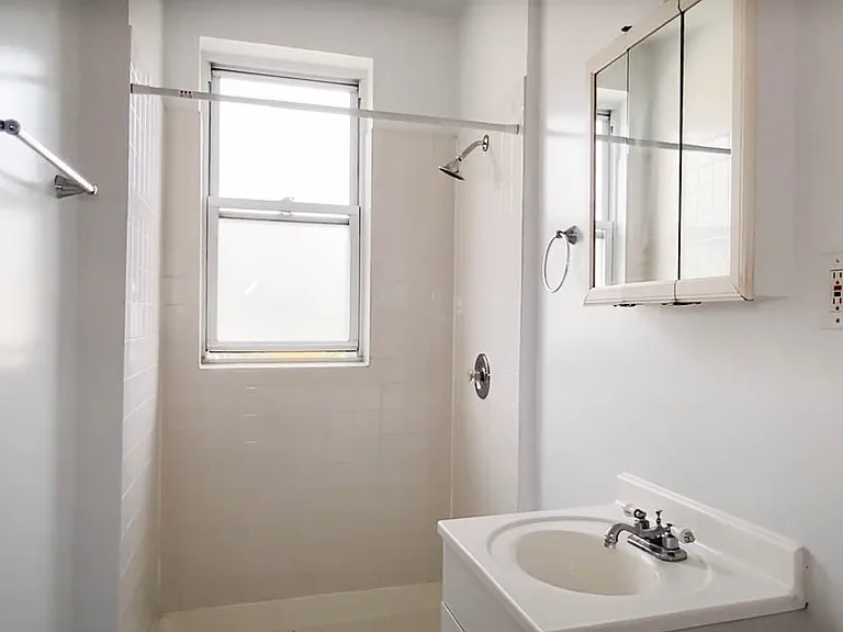3042 W Wellington Ave #3 — Photo 18