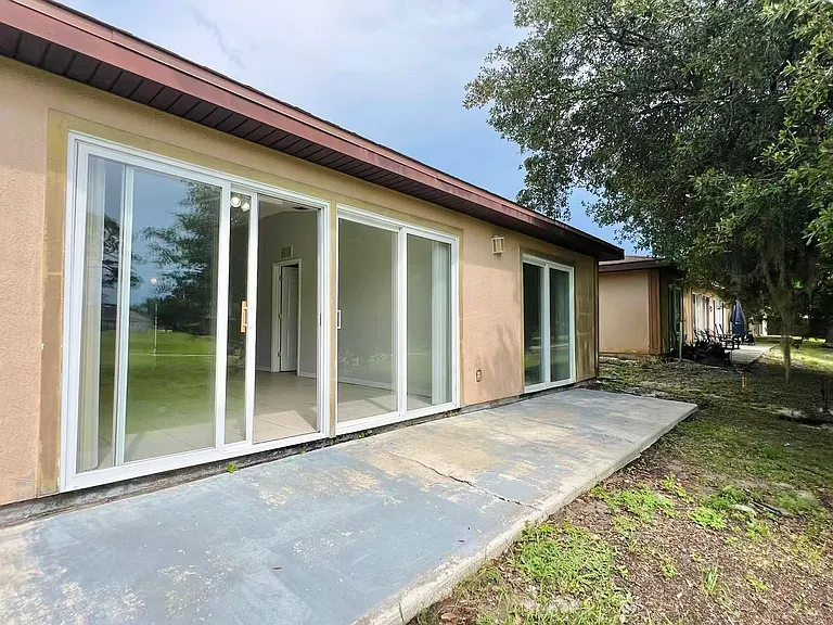 4403 Sherwood Forest Dr — Photo 23