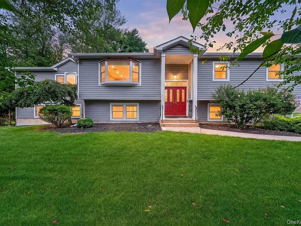 234 Betsy Ross Dr