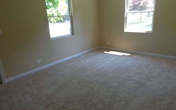 4th image of 218 Keller Ave