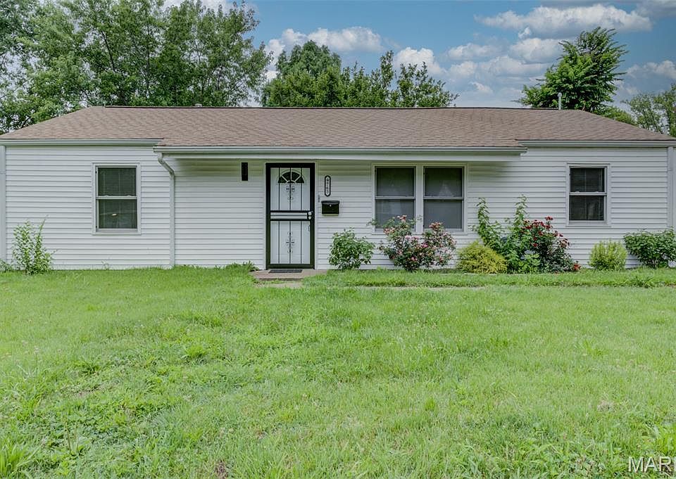 1st image of 9765 Vickie Pl