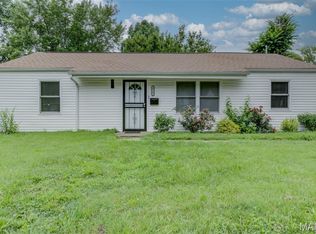 9765 Vickie Pl, Saint Louis, MO 63136