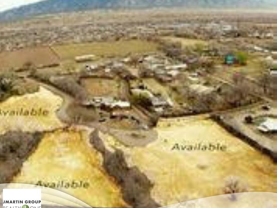 2nd image of 293 Bosque Loop