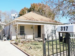 317 James St, Terrell, TX 75160