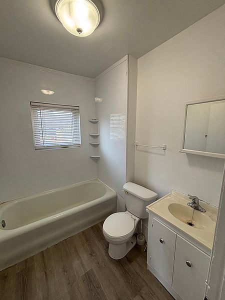 Winnipeg Apartment for rent - 2 Bedrooms — photo 9