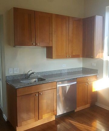 4th image of 313 S Washtenaw Ave #3