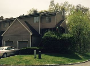 1047 Black Oak Ridge Rd, Wayne, NJ 07470