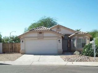 1030 N Robins Way, Chandler, AZ 85225