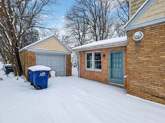 5th image of 521 Deerfield Rd