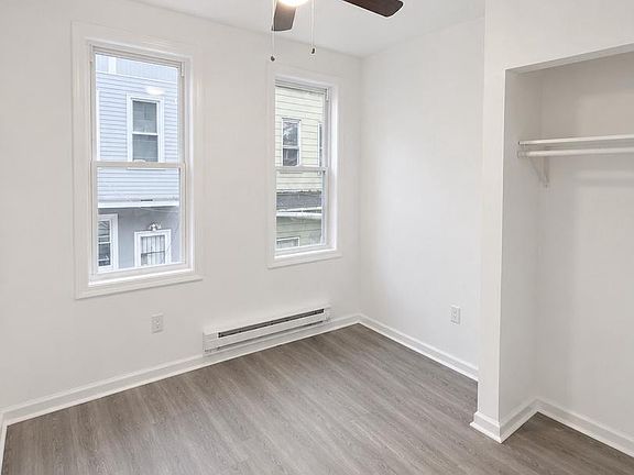 4th image of 2338 N Gratz St