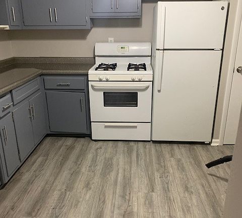 4th image of 3070 W Fardale Ave APT 6