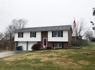 182 Hickory Rd, Lawrenceburg, KY 40342