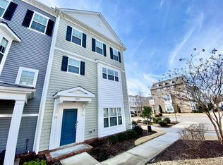 1848 Perla Dr, Virginia Beach, VA 23456