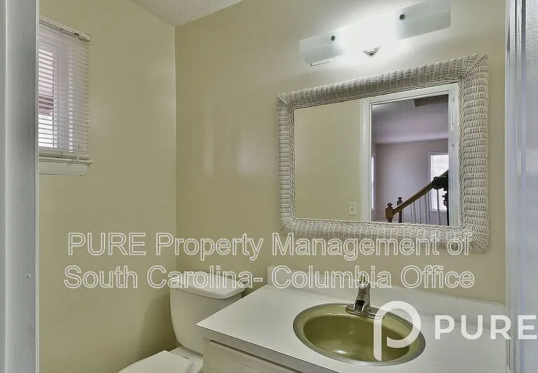 101 Briarcliffe E — Photo 35