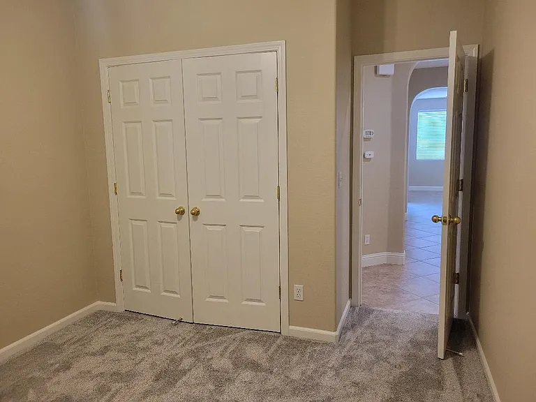 602 Delancy Way — Photo 9