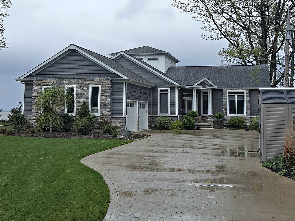 1st image of 37109 Lake Shore Blvd
