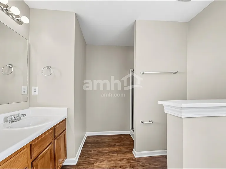 7033 Sunman Rd — Photo 9