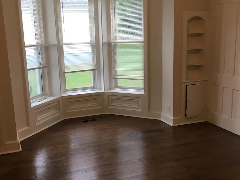 68 Shelton Ave — Photo 2