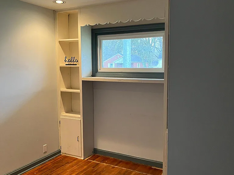 2204 Pollack Ave — Photo 4