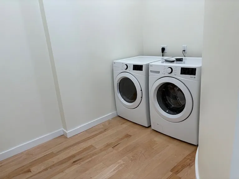 90 Elm St #1 — Photo 24