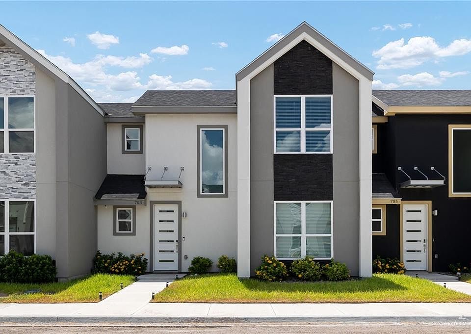 1st image of 703 W Seminole Ave