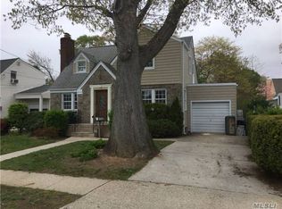 601 Westminster Rd, Baldwin, NY 11510