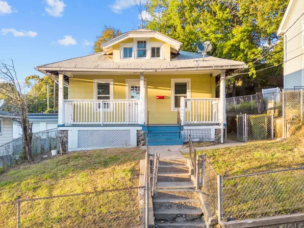 97 Wall St, Waterbury, CT 06705