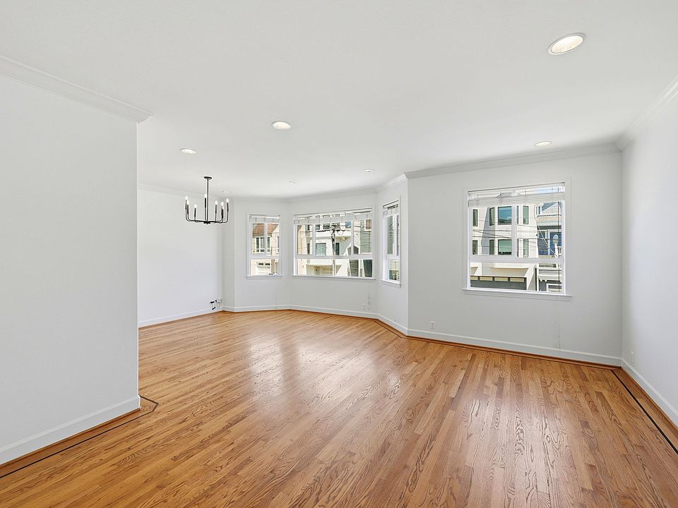 1st image of 527 34th Ave #527