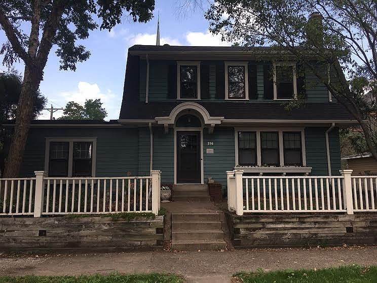 1st image of 216 Wilder St N