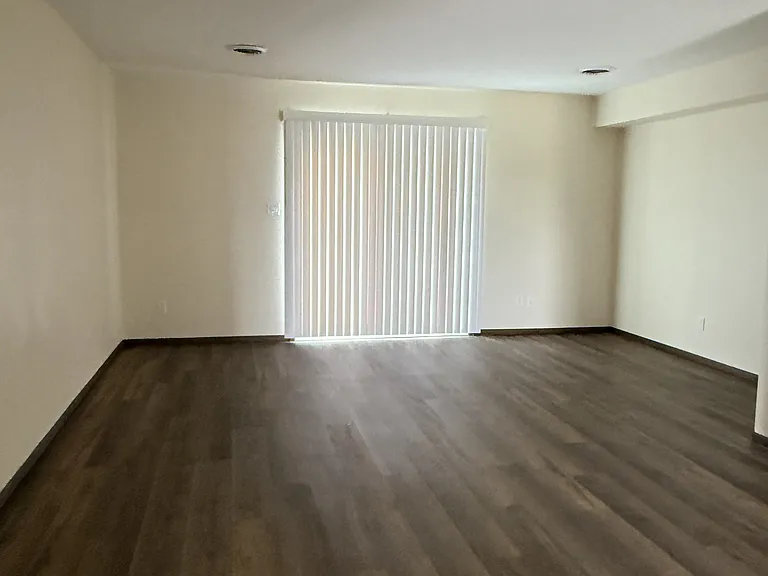 2600 Adams St #3 — Photo 4