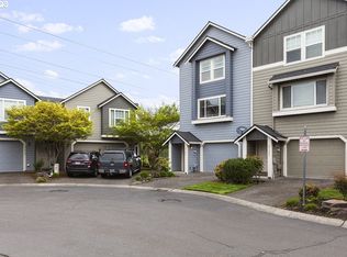 21821 NE Heartwood Cir, Fairview, OR 97024
