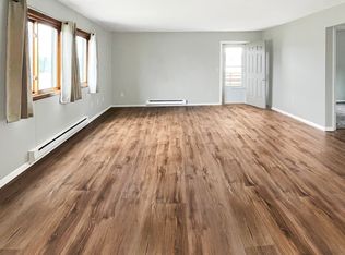1963 Apartment Dr UNIT 4, Traverse City, MI 49696