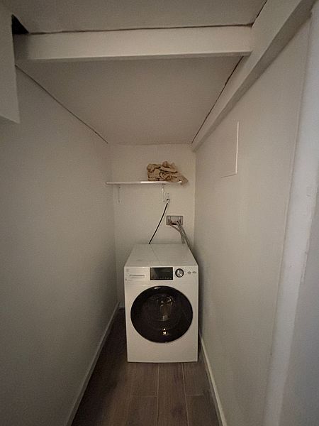 Burnaby Apartment for rent - 2 Bedrooms — photo 15
