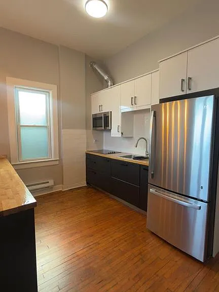1154 Wyandotte St E #2 — Photo 5