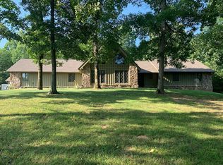 284 Eastern Shores Dr, Lexington, TN 38351