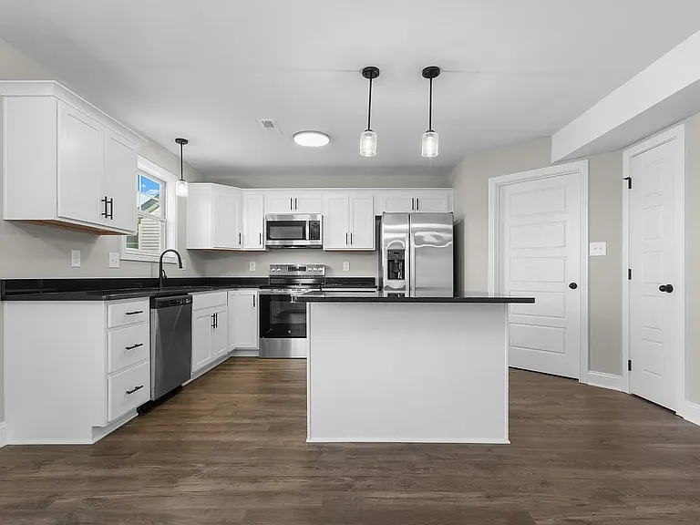 973 Tufnel Dr — Photo 8