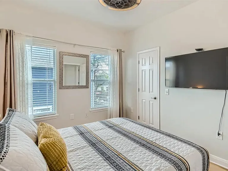 311 Blackson Ave #A — Photo 23