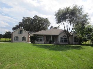 4015 W Knights Griffin Rd, Plant City, FL 33565