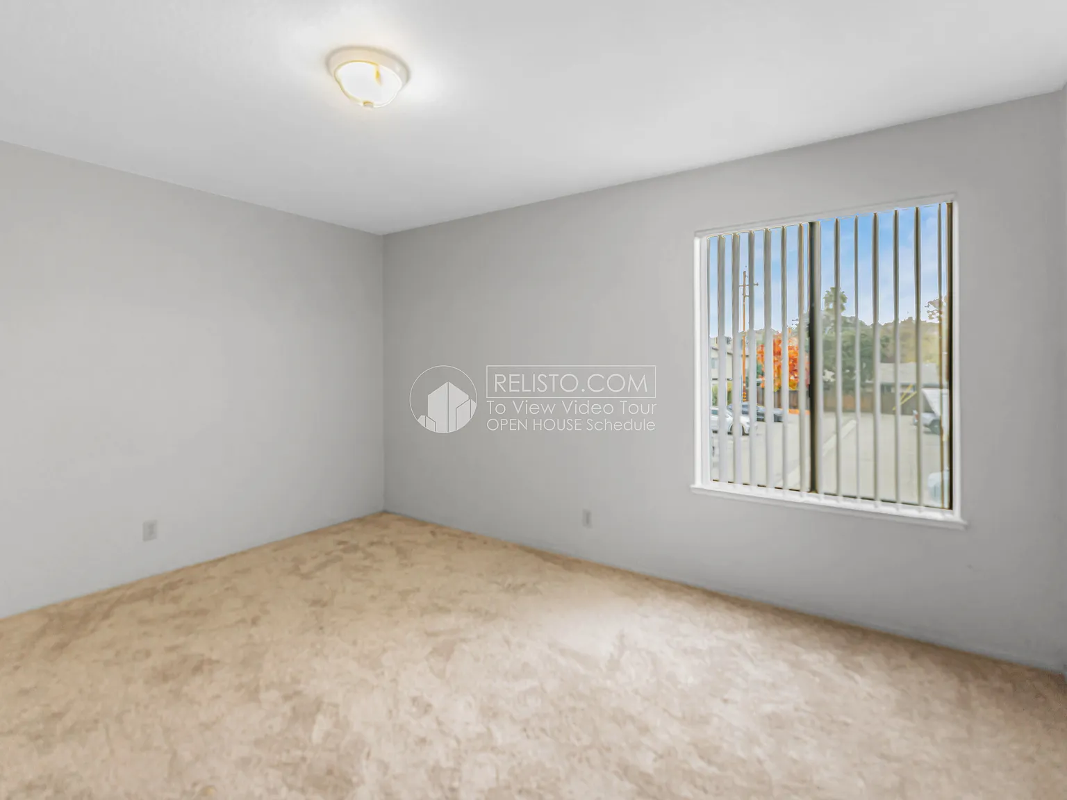 1 bed, 1.0 bath, 900 sqft, $1,350 — Photo 4