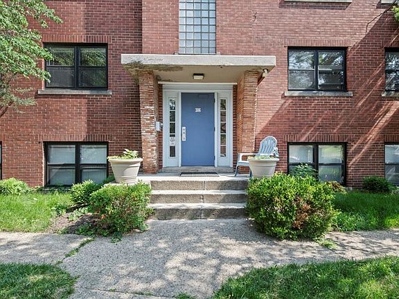 2nd image of 302-306 E 19th St #2B