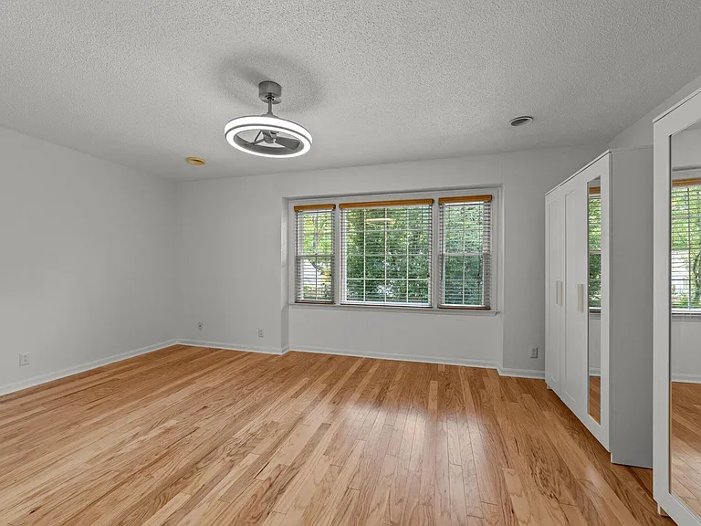 2947 Wycliff Rd — Photo 13