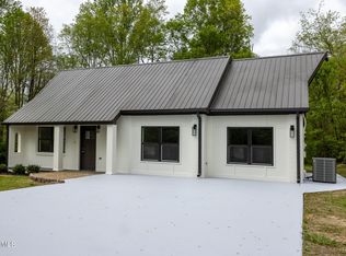 714 Old Cemetery Rd, Madisonville, TN 37354