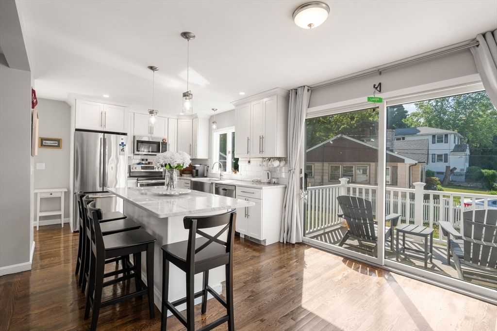 38 Overlook Rd, Waltham, MA - View 2