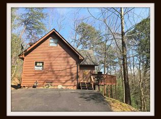 3647 Birds Creek Rd, Sevierville, TN 37876