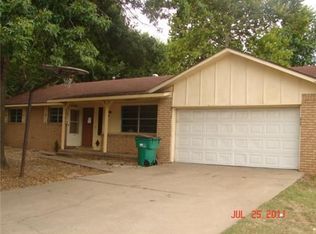 2102 Sandy St, Springdale, AR 72762