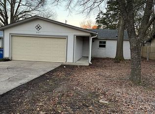 307 Club Ln, Conway, AR 72034