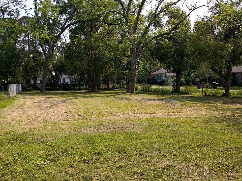 1st image of 0 Parkwood St