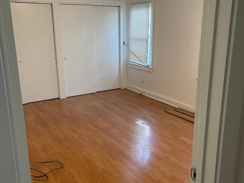 1st image of 537 E Philadelphia Ave